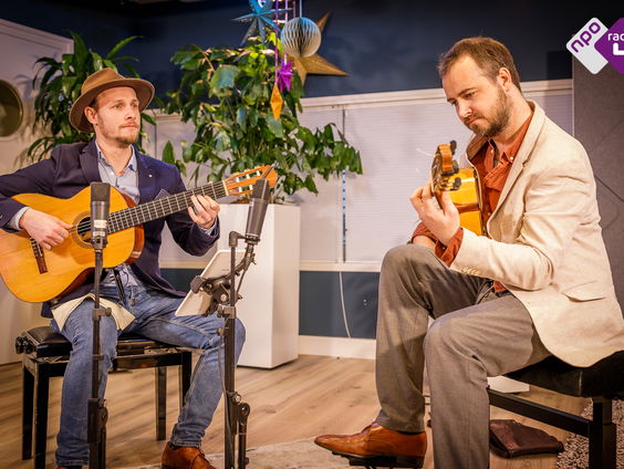 Live bij Dieuwertje: gitaristen Jur Vermijs en Tim Panman