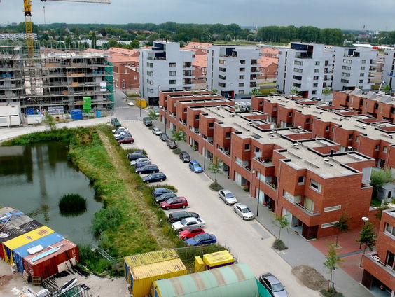 Gedicht: De schil waarop wij leven, van Mustafa Stitou