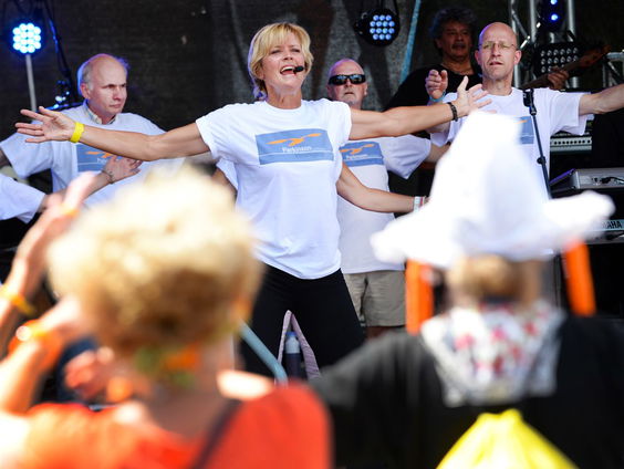 Olga Commandeur opent Nationale Beweegweek voor ouderen