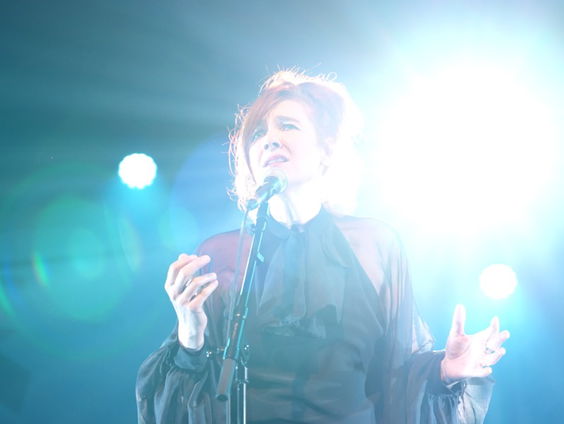 Vanuit de coulissen: Beatrice van der Poel