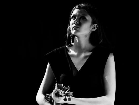 Earbites: Pippa Schot