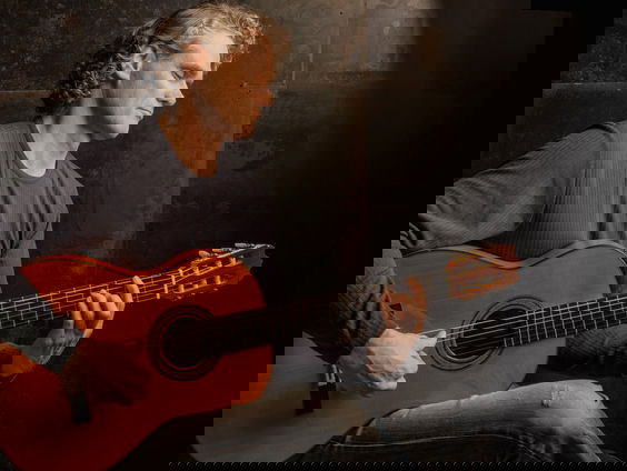 VakantieVoicemail #44: San viert haar werkzomer met Jesse Cook