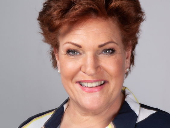 Vanuit de coulissen - Marjolijn Touw