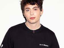 Vanuit de coulissen: Char Li Chung