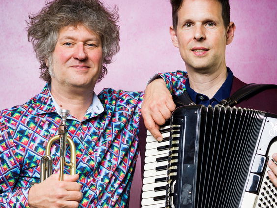 Hollandse Nieuwe! Two for the road, van Eric Vloeimans, deel II: Innermission