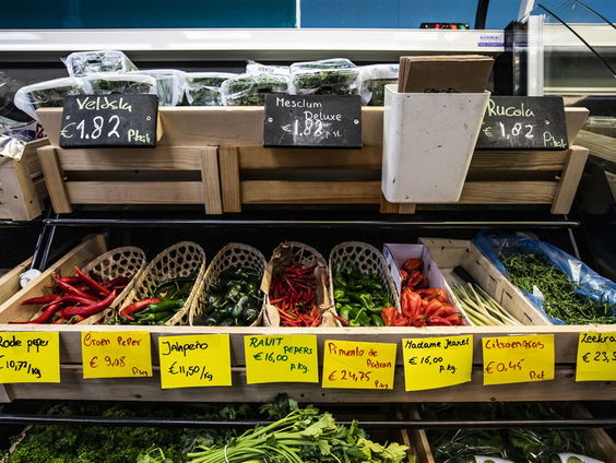 Kamer raadpleegt deskundigen over BTW op groente en fruit