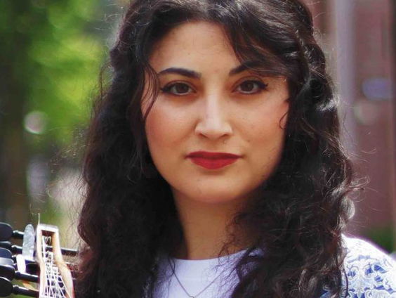 Earbites: Distant Roots