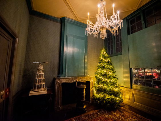 Opium was erbij! Expositie: Kerst op Solder