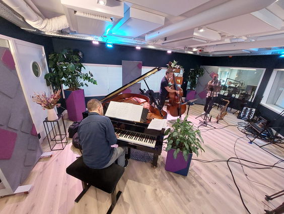 Live bij De Ochtend van 4: muziek van Terenche Blanchard - Mo better blues