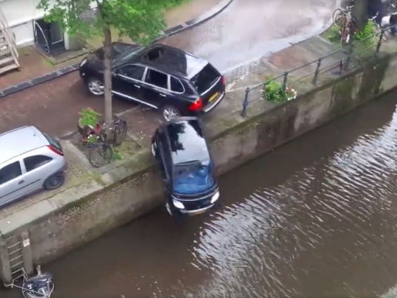 De dromenvanger, nr. 278: Gracht