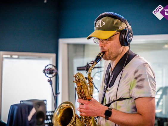 18:15 bij Dieuwertje: saxofonist Ties Mellema