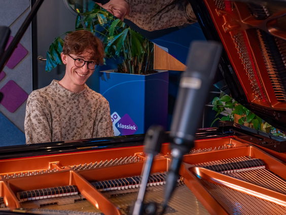 Live bij Dieuwertje: pianist Shane van Neerden