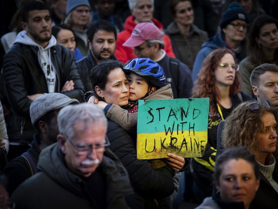 'Nederland geeft Thuis' brengt de Nederlandse initiatieven voor Oekraïne in beeld
