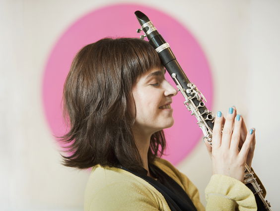 Klarinettist Annelien van Wauwe: "muziek vanuit yoga ontstaan"