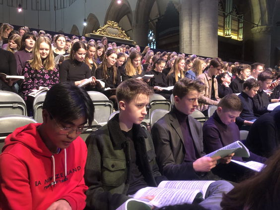 Repo: Meezing Messiah voor de jeugd in Leiden