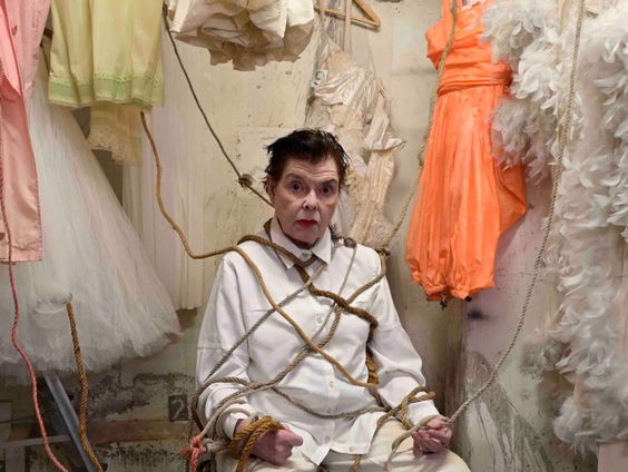 Vanuit de coulissen: Karina Holla