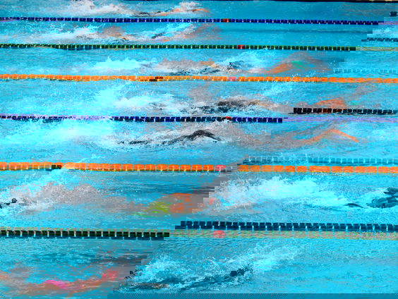 Lekkere Track: Professioneel zwemster