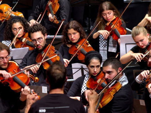 Nationaal Jeugd Orkest in het AVROTROS Vrijdagconcert