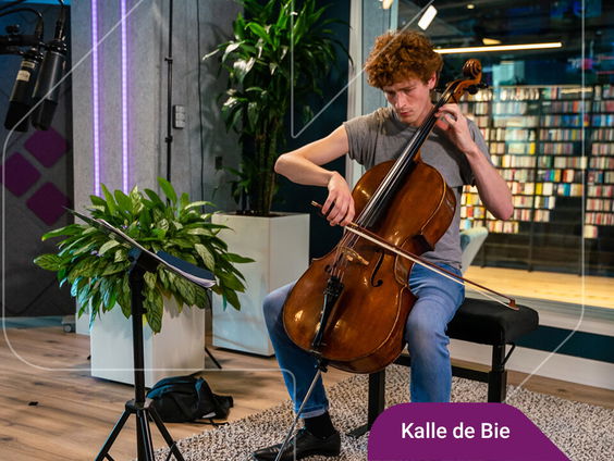 Live: cellist Kalle de Bie speelt Bach