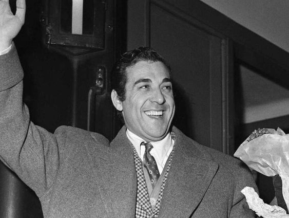 Luis Mariano - Paris d'en haut