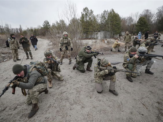 Schrijver en ex-correspondent Pieter Waterdrinker over de oorlog in Oekraïne