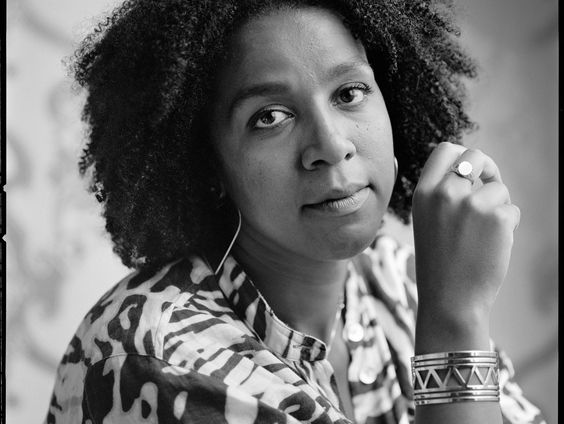 Het gesprek - Simone Atangana Bekono