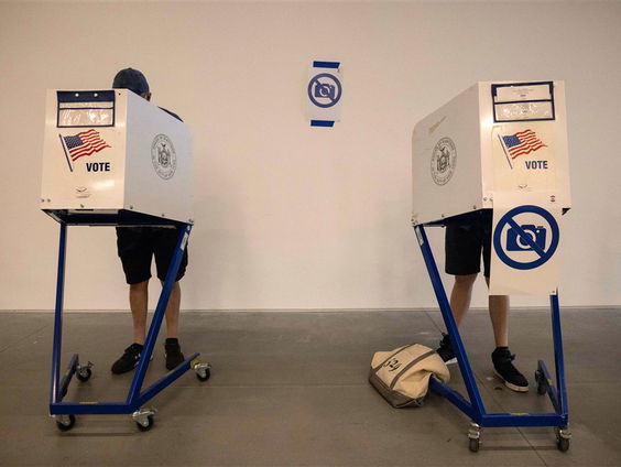 De Amerikanen gaan naar de stembus