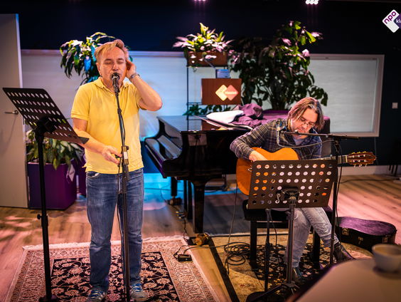 Live bij Dieuwertje: zanger Philippe Elan en gitarist Reyer Zwart