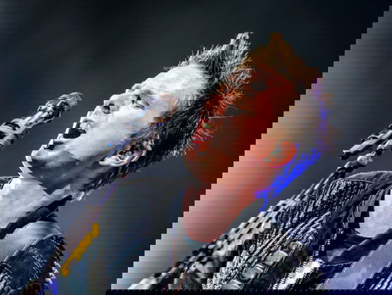 4FM #73: Muse ft. Palestrina - Drones