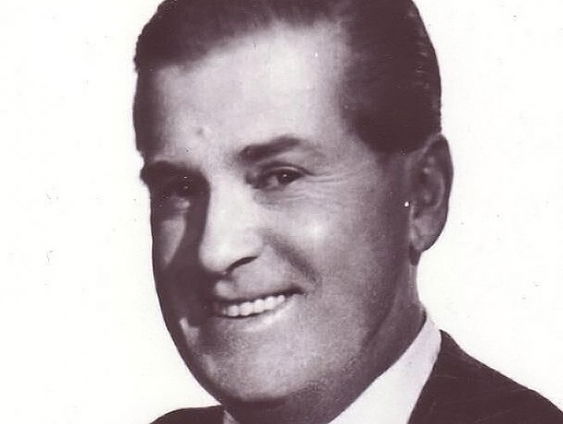 Wiekent John Frederick Coots?