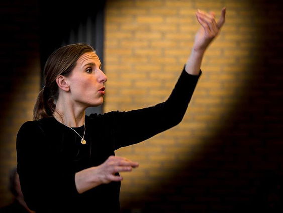 Hebe de Champeaux (NL) naar internationaal dirigentenconcours