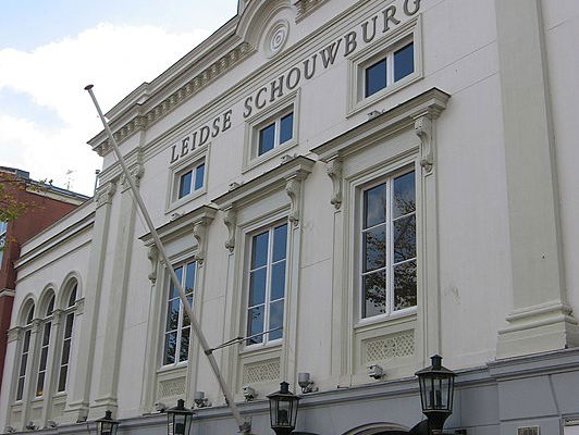 Irene Pronk, directeur van de Leidse Stadsschouwburg en Stadsgehoorzaal, over het herstelplan van staatss ...