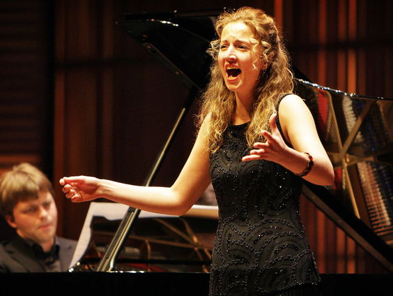 Jarige 'Vrienden van het Lied' blikt vooruit: 'Het mag nog wat minder stijf'