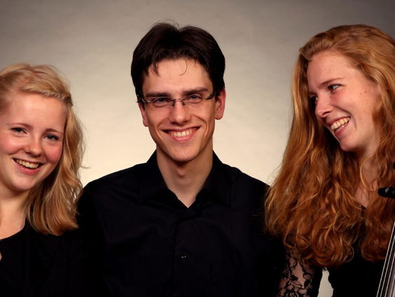 Hollandse Nieuwe! Fin de siècle, van Chimaera Trio, deel 1: Der Welt abhanden