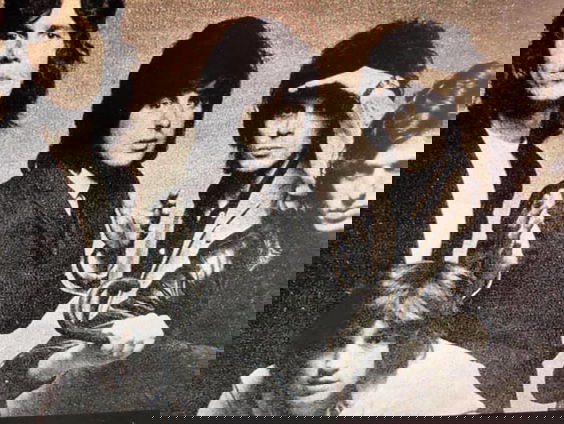 ‘De stoelpoten vlogen om mijn oren.’