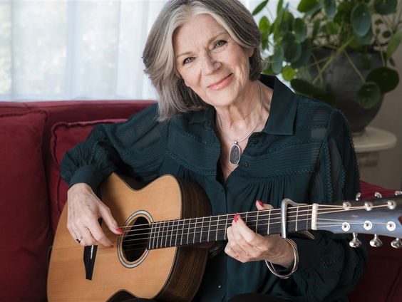 Lenny Kuhr schuift zondag aan bij 'Klassiekers met Kleinsma'