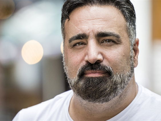 Sinan Can gaat ''Op zoek naar het paradijs'' in nieuwe documentaire