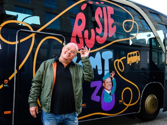 Paul de Leeuw over een nieuw seizoen 'Busje Komt Zo'