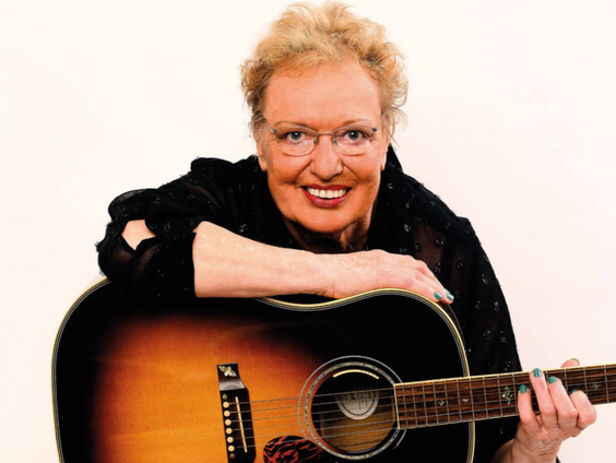 Astrid Nijgh over haar theatershow: ‘Ik Doe Wat Ik Doe’