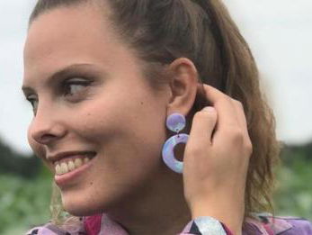 Miniatuur van KRO-NCRV redacteur Amber Coomans