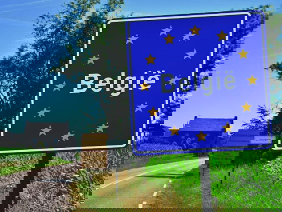 Belgische boer verlegt de grens