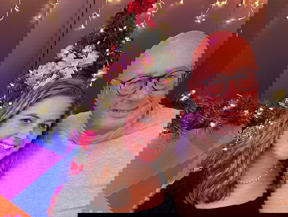 Lunch Lekker Lunchgast: Tessa June over haar nieuwe single 'Meisjes Lopen Sneller'