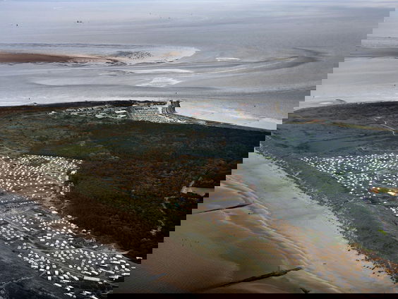 Vlieland eindelijk een gemeentebestuur, na een recordformatie