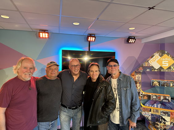 Lunch Lekker Lunchgast: Venice over het nieuwe album 'Stained Glass'