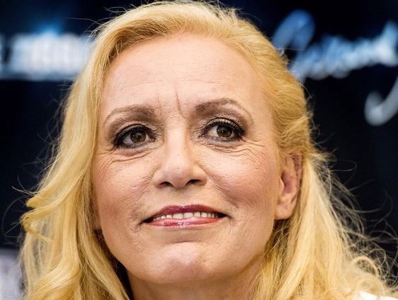 Alice Maywood schreef een liedje voor Anneke Grönloh