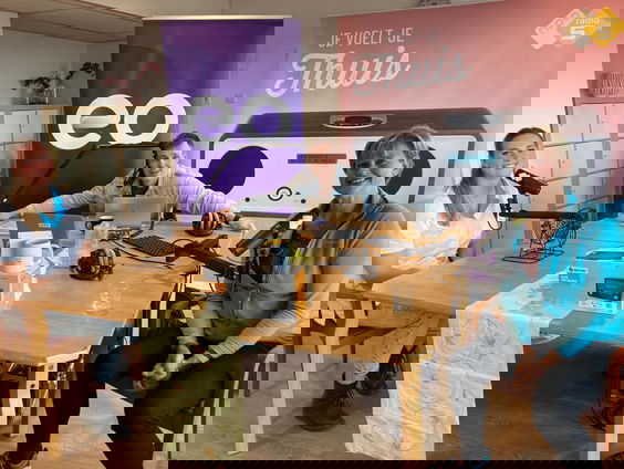 Zorgmedewerker Cloë: "Ik ga altijd met plezier naar mijn werk, ook al is het soms heel vroeg"