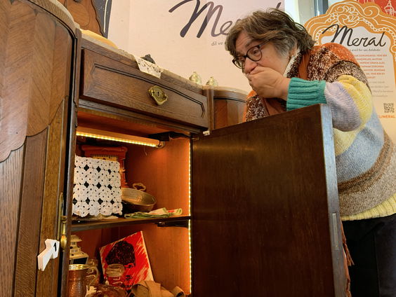 Lubert Priems maakt klankkasten waarin oude herinneren opgehaald kunnen worden