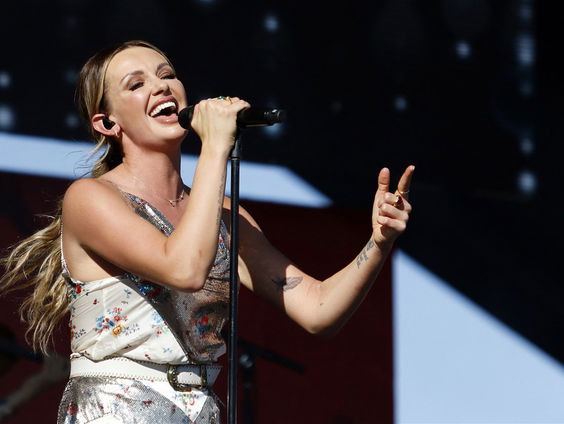 Country Roads: Carly Pearce