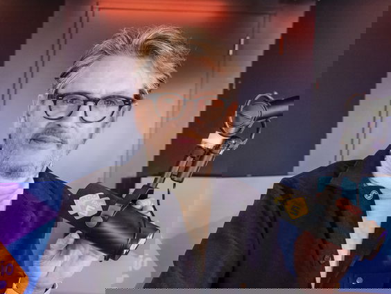 Erik de Zwart start het Top 40 Hitdossier