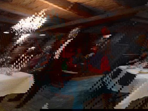 Nostalgie met de voorstelling Dinner for one